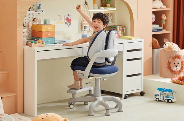 　　护童G5百搭高几椅