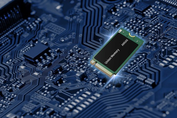 　　忆联消费级SSD AM6A0