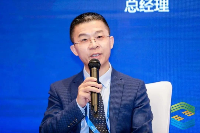 （图说：温州医科大学附属第二医院采购处处长蔡进章）