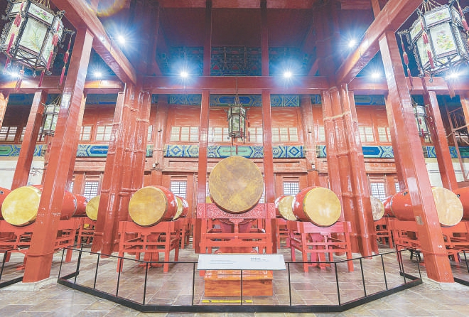 北京钟鼓楼里的钟鼓 供图/视觉中国