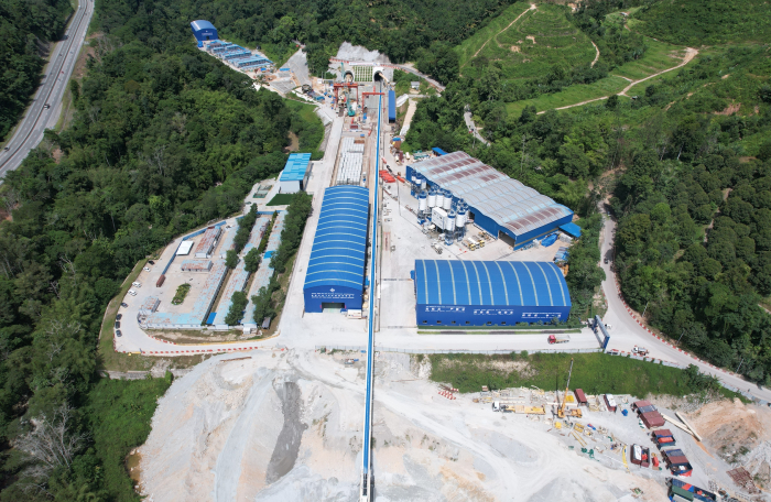 （云顶隧道，图片由中国交建提供）