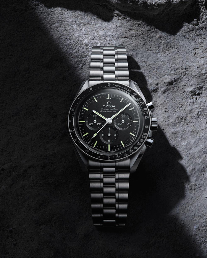 欧米茄超霸专业月球表，保留1969年登月腕表外观标识特征