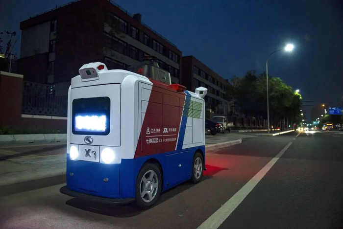 　　达达无人配送开放平台为零售商家提供夜间配送服务