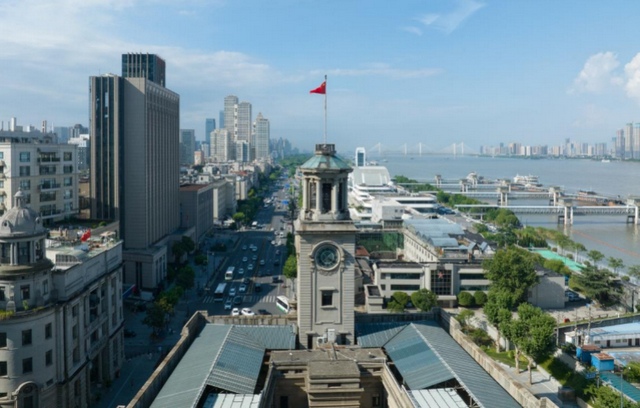 （图片来自长江头条用户@龚建国）