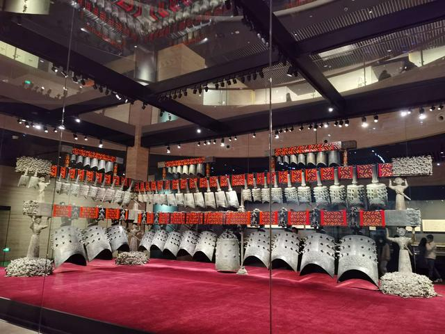 （战国曾侯乙编钟，图片来自长江头条用户@卖小吃的老人）