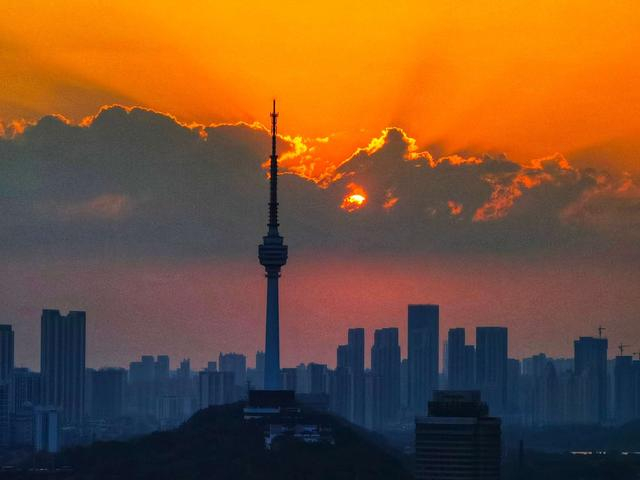 （图片来自长江头条用户@安娜）