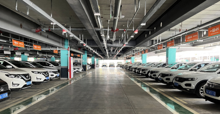 一嗨海口美兰机场店停车场