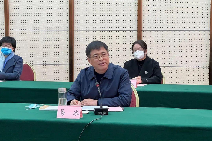 　　南阳市宣传部长马冰