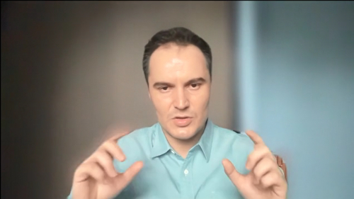 　　表皮学与干细胞研究科学家Dr Albert Dashi现场视频连线