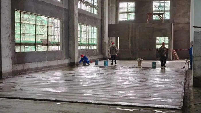 △位于肇庆市高要区的金晟新能源增资扩产首期项目建设现场。图源 高要发布