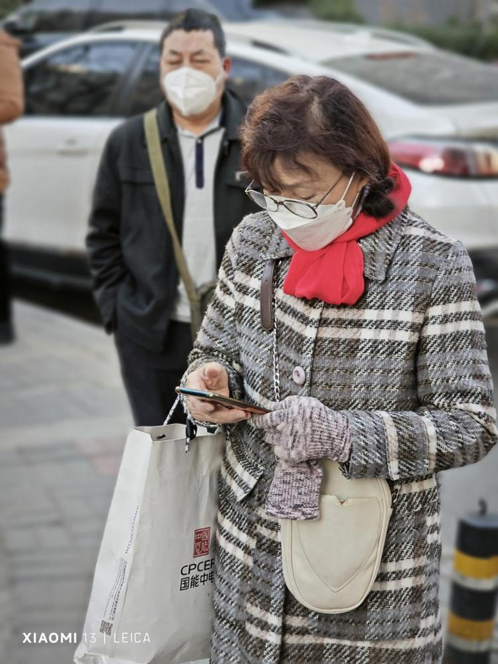  75MM焦段 图源：品玩lzh摄