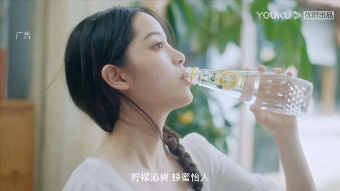 　　图/创意中插广告