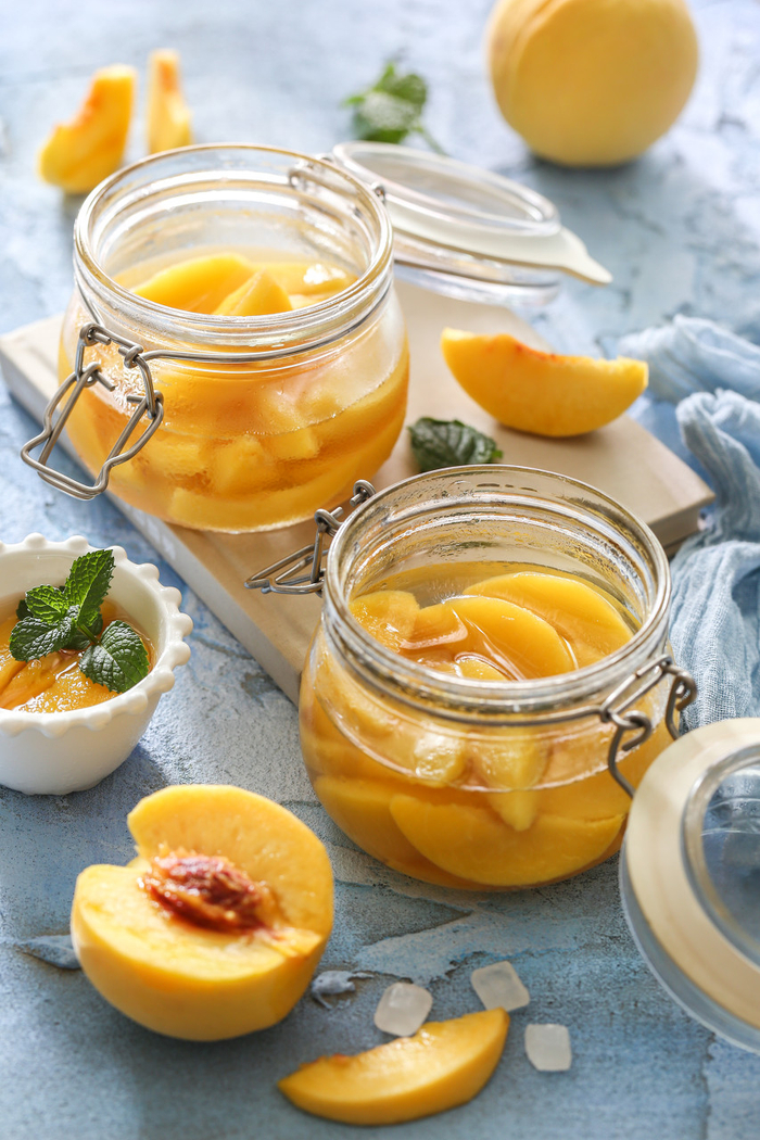 黄桃罐头 图源：图虫创意