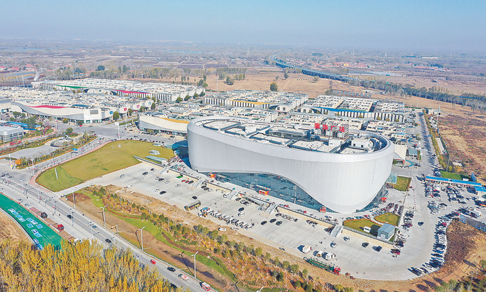     图为永清县云裳小镇鸟瞰图。    本报通讯员 刘欣羽    本报记者 刘磊 摄