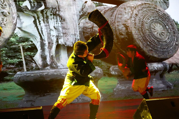 　　瑶族《祭·猴鼓舞》