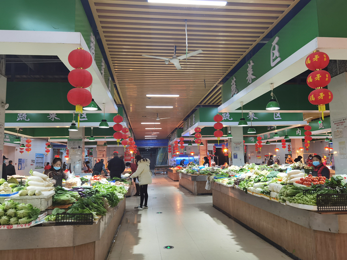 建阳区西区农贸市场改造后干净整洁 南平市委文明办供图
