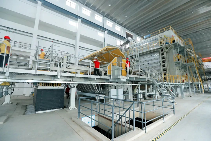 　　图注：斑布健康竹产业园纤维材料生产车间