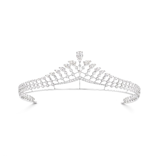 　　CHAUMET Joséphine约瑟芬皇后系列圣雅·蹁跹冠冕