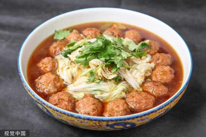 冬天还有比白菜丸子汤更暖和的东西吗？