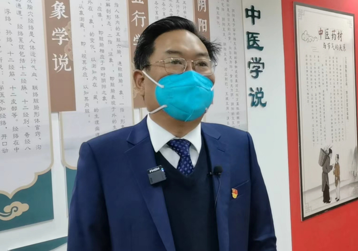 山东省名中医药专家、德州市中医院党委副书记、院长杨京慧