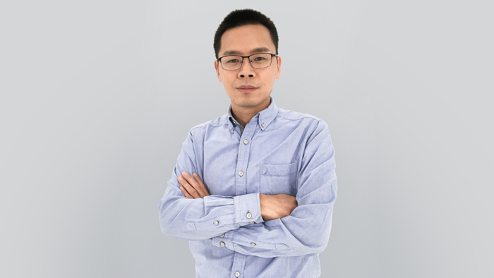 　　爱奇艺高级总监 · 庹虎