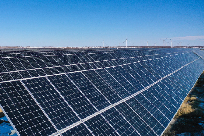 2022年3月22日，在通榆县乌兰花镇拍摄的光伏发电站。张玉博 摄