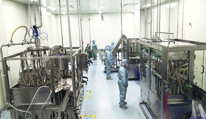 图为太极集团西南药业口服液体制剂车间。