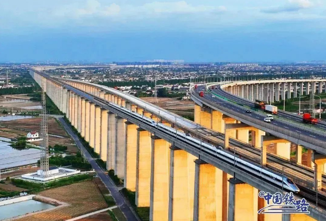 图片来源：中国铁路微信号