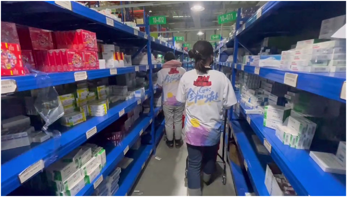 （京东健康进行了适度的库存结构调整，并加大药品仓人力运转投入）