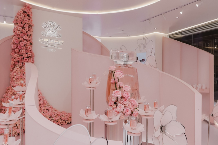 　　CREED上海新天地「曼舞风吟」快闪店