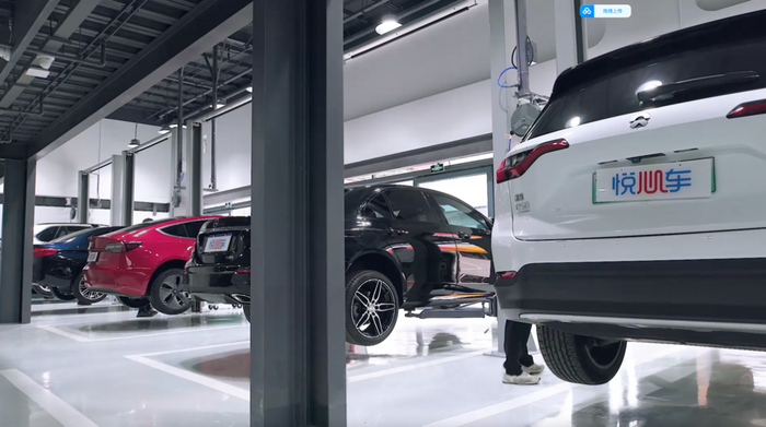 　　图：北京·悦心车五方天雅旗舰店整备车间