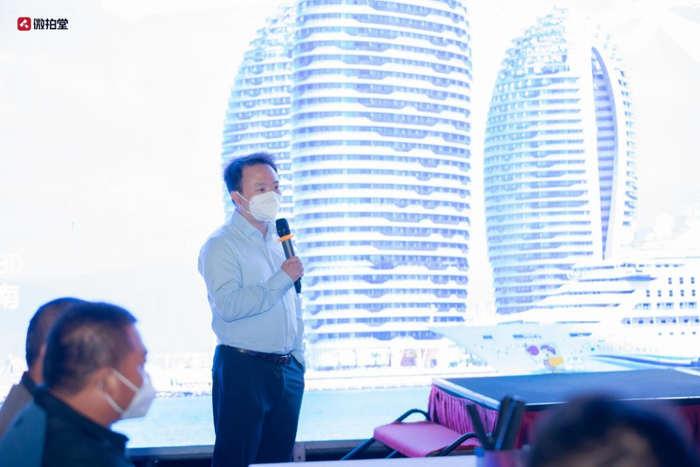 　　海南自贸港三亚中央商务区管理局副局长汪洋正在致辞