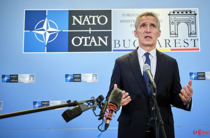 ↑北约秘书长延斯·斯托尔滕贝格表示，他希望瑞典和芬兰在新的一年（2023年）正式加入北约