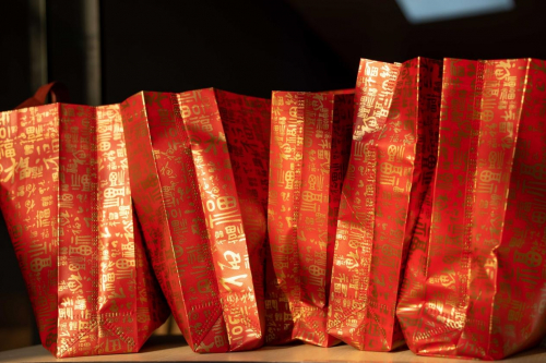 　　△N95口罩、抗原测试盒