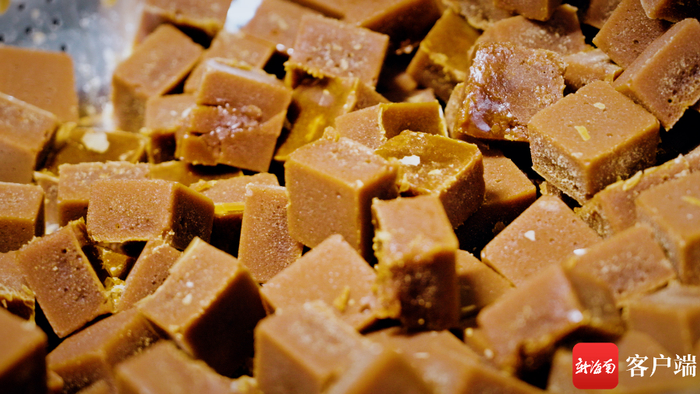 　　甜蜜绵柔的糖块。