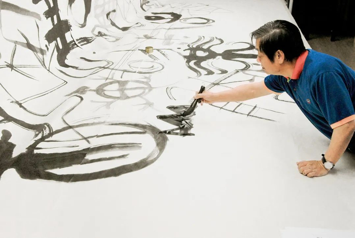 ▲美林创作《天书》