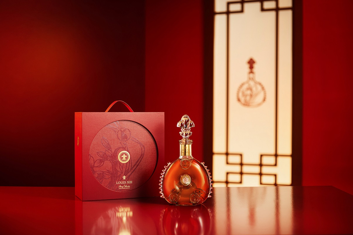 　　路易十三经典装【恒·光启】礼盒新装呈现