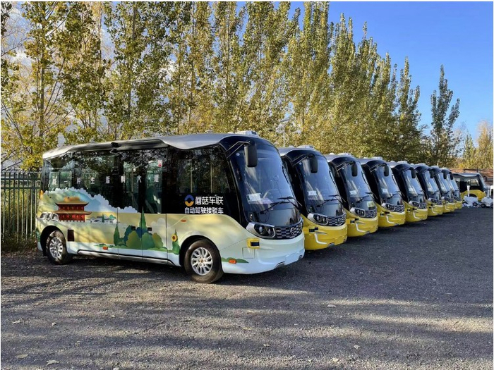 　　蘑菇车联自动驾驶接驳车在大理洱海开启测试