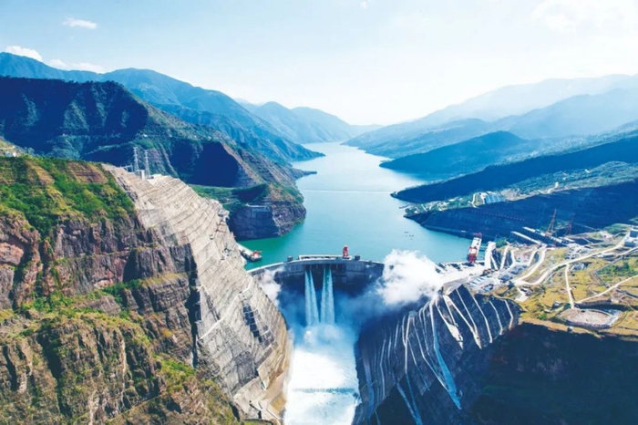 ▲图为白鹤滩水电站/人民图片