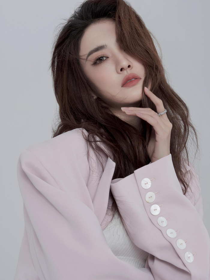 徐璐自认是个笑点和泪点都很低的女孩。  受访者供图