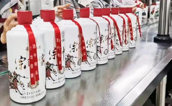 售价1388元的宗帅家酱酒，图源金酱酒业