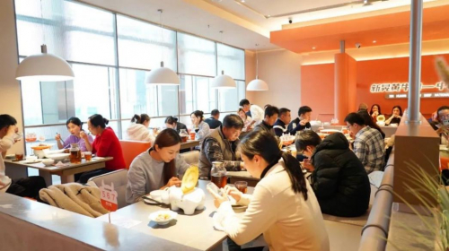 　　图片来源：巡小湘现炒黄.牛肉官方