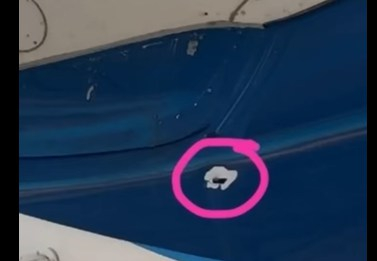 机身上的弹孔 视频截图