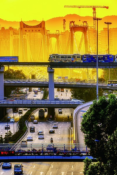     鹅公岩大桥。杨孟摄