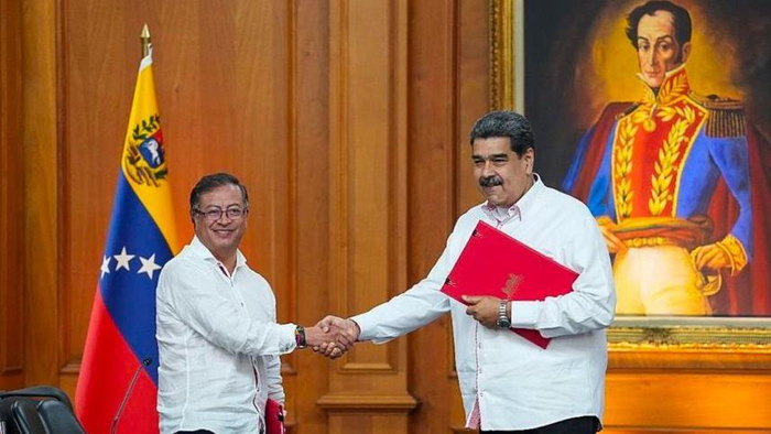 　　△哥伦比亚总统佩特罗与委内瑞拉总统马杜罗3年来首次会晤