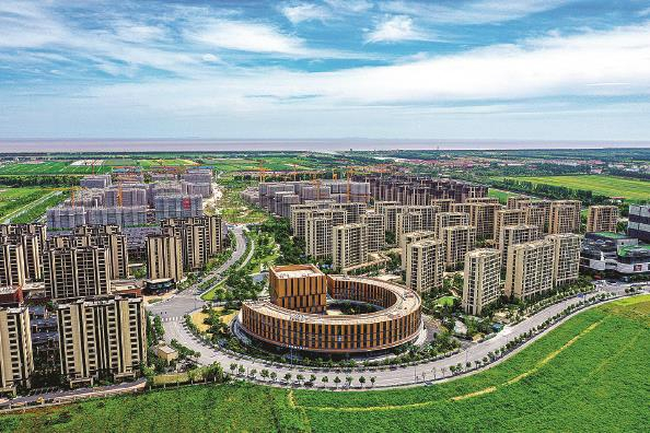 图说：临港蓝湾