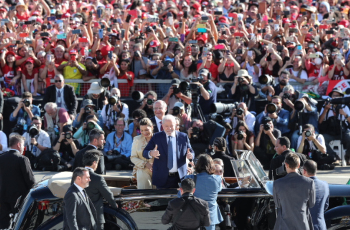 卢拉宣誓就任巴西总统 图片来源：新华社记者 王天聪 摄