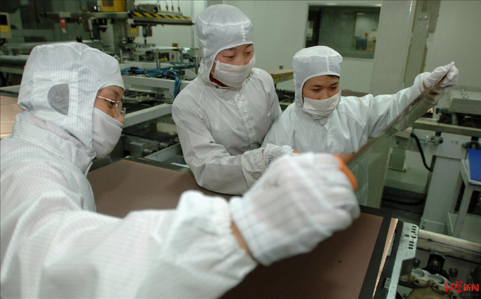 江苏昆山，沪士电子有限公司 图据视觉中国