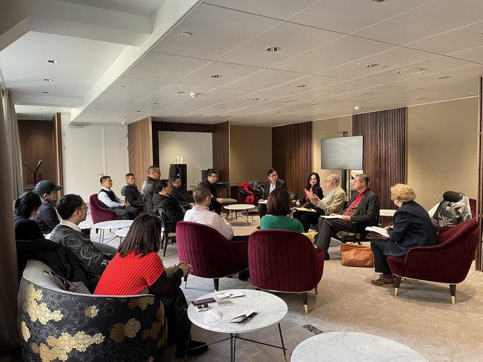 四川外贸企业与法国四川交流协会开展商务考察交流。受访者供图