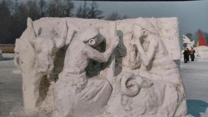 早期用天然雪制作的雪雕参赛作品
